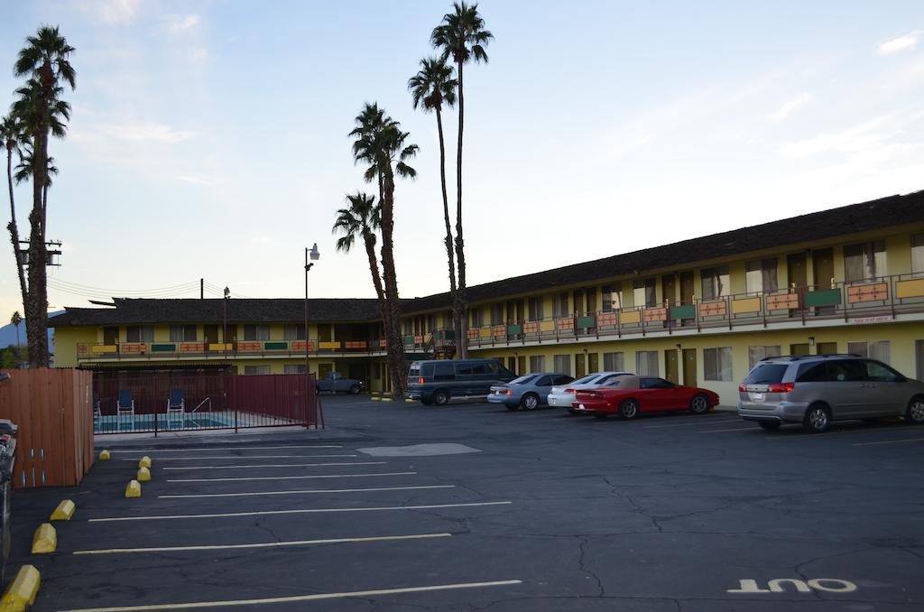 Tropics Motor Hotel 인디오 외부 사진